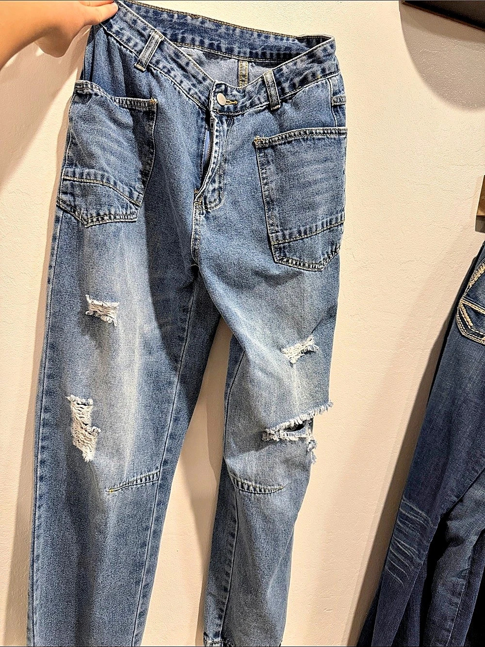 Distressed Boyfriend Jeans in Blue Size Small